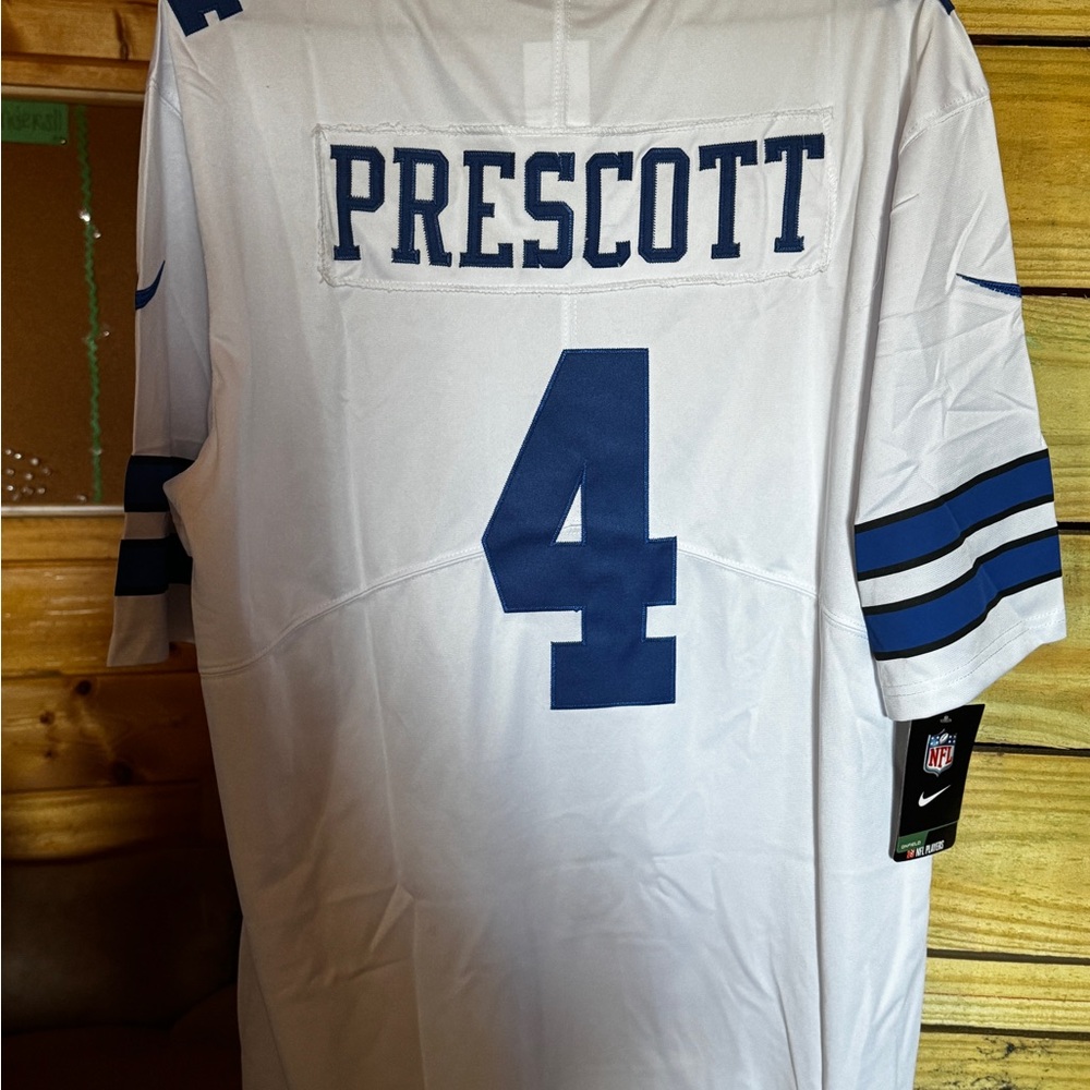 Dax Prescott home nwt